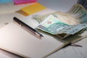 Jak przekonania o pieniądzach wpływają na zarobki?